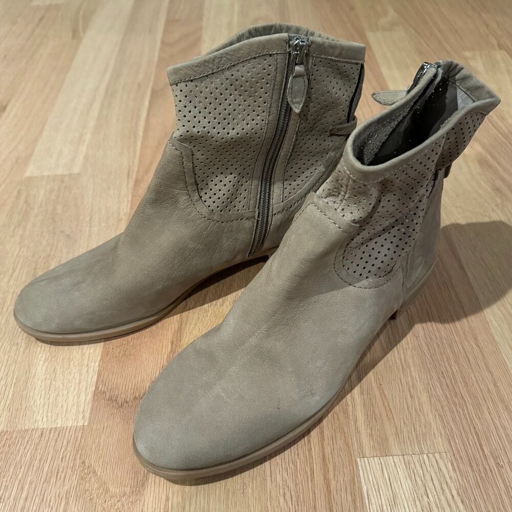 NWT Franco Sarto Women’s Mimosa Tan Leather‎ Ankle Boot SZ 9